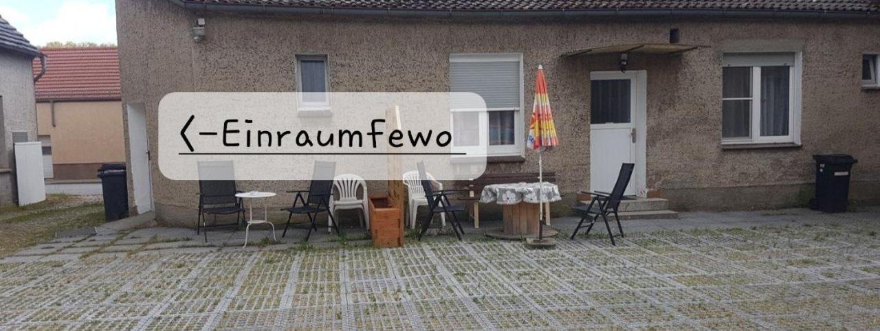 Einraum-Ferienwohnung 46m2 Eisenhüttenstadt-Diehlo Exterior foto